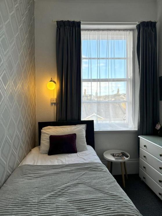 The Patricia Hotel Torquay Room photo